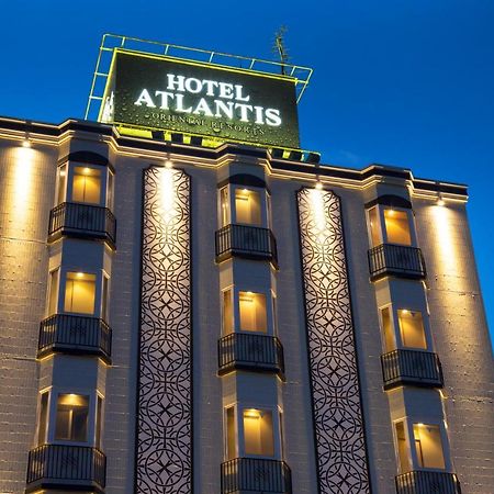 Hotel Atlantis Toyonaka (Adults Only) Bagian luar foto