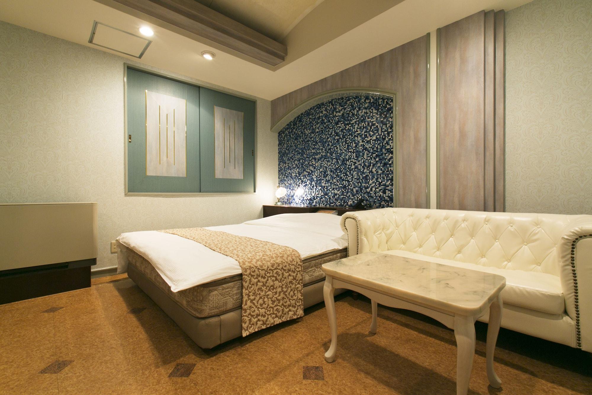 Hotel Atlantis Toyonaka (Adults Only) Bagian luar foto