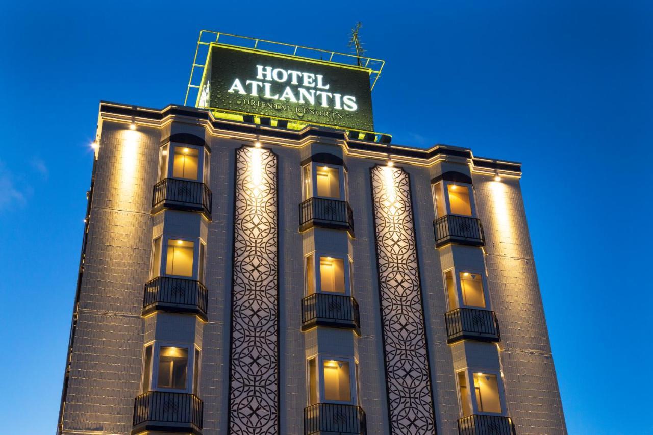 Hotel Atlantis Toyonaka (Adults Only) Bagian luar foto